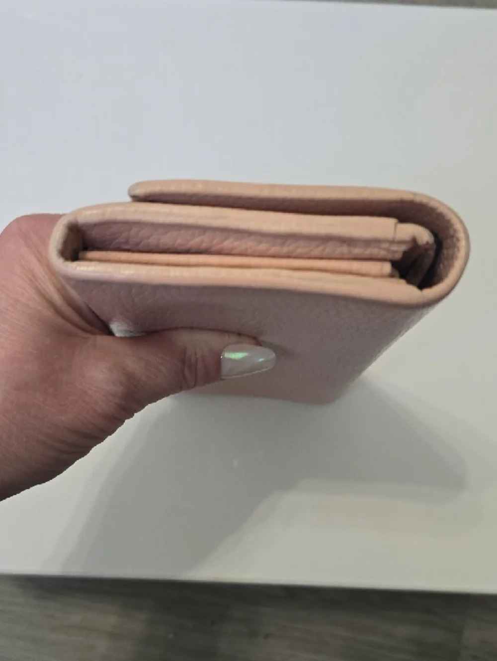 Gucci Blush Pink Pebbled Leather Continental Wallet with Gold GG - Picture 5 of 11